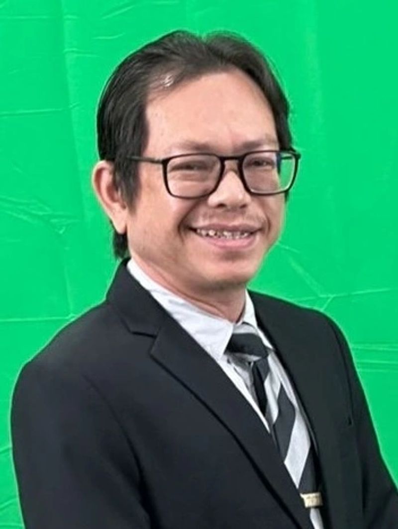 Dr Mohd Faeiz Pauzi